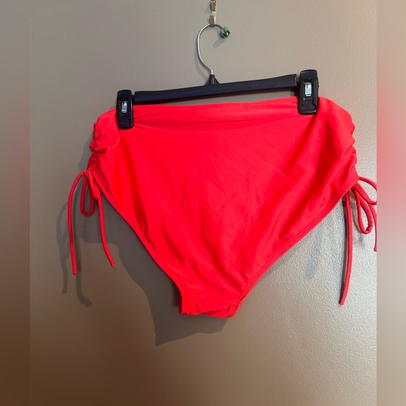 Caribbean Joe Women's Standard Ruffle Tankini Tummy Swimsuit Set | Size XXL - Picture 6 of 7